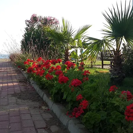 Hotel Skys Kızılot